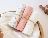Gasas Set de 3 muselinas rosa, blanco y estampado de florecitas 70x70cm